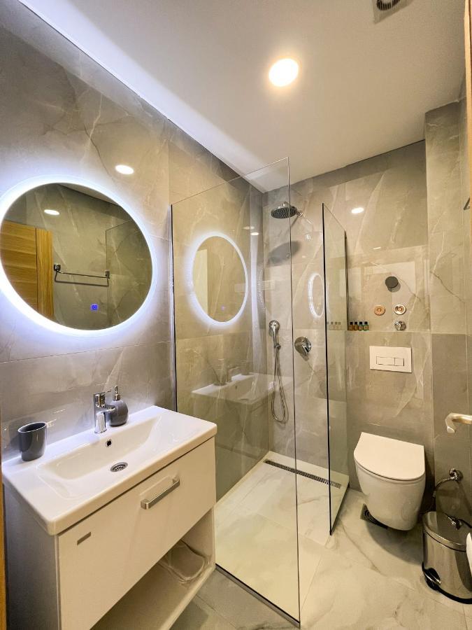 Square Residence Улцин Екстериор снимка