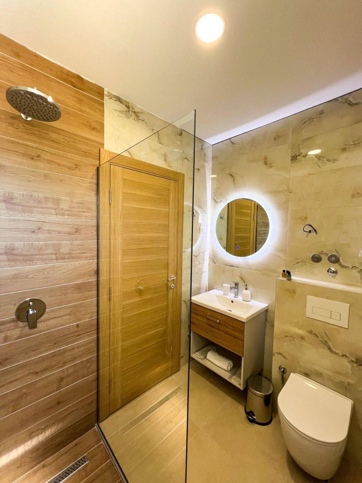 Square Residence Улцин Екстериор снимка
